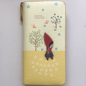 NEW Girl's Wallet Yellow & Pink Doll Design